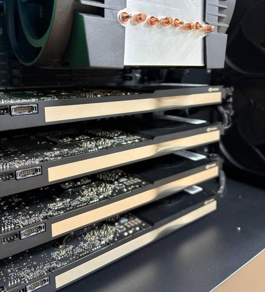 Сервер для штучного інтелекту AMD EPYC 7K62 / RTX A4000 x4 / SSD 512GB + 4TB / RAM 256 GB (EPYC_7K62_A4000 x4_512GB_1TB_R_192) - купити в Україні за низькою ціною в інтернет-магазині "Rincom"