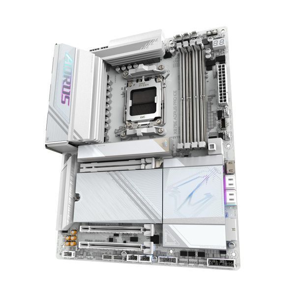 Материнська плата GIGABYTE X870E AORUS PRO ICE sAM5 X870 4xDDR5 M.2 HDMI Wi-Fi BT ATX (X870E_AORUS_PRO_ICE) - купити в Україні за низькою ціною в інтернет-магазині "Rincom"