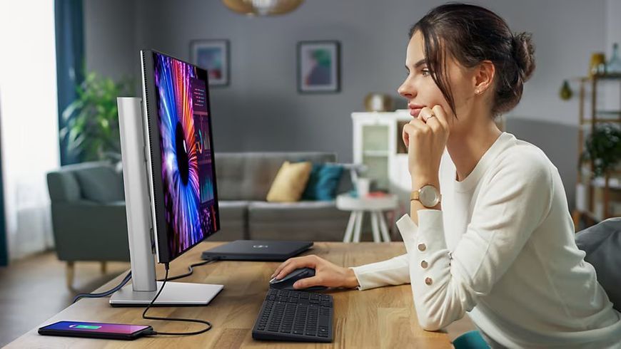 Монітор DELL 27" U2724DE HDMI, DP, USB-C, RJ-45, Audio, IPS, 2560x1440, 120Hz, sRGB 100%, Pivot (210-BKTV) - купити в Україні за низькою ціною в інтернет-магазині "Rincom"
