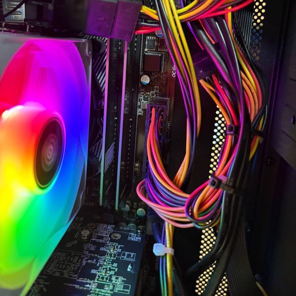 Ігровий комп`ютер: Intel Core i7-6700T/ RX 570 4GB / 16GB RAM /SSD 128 (6700T_570_16_512)