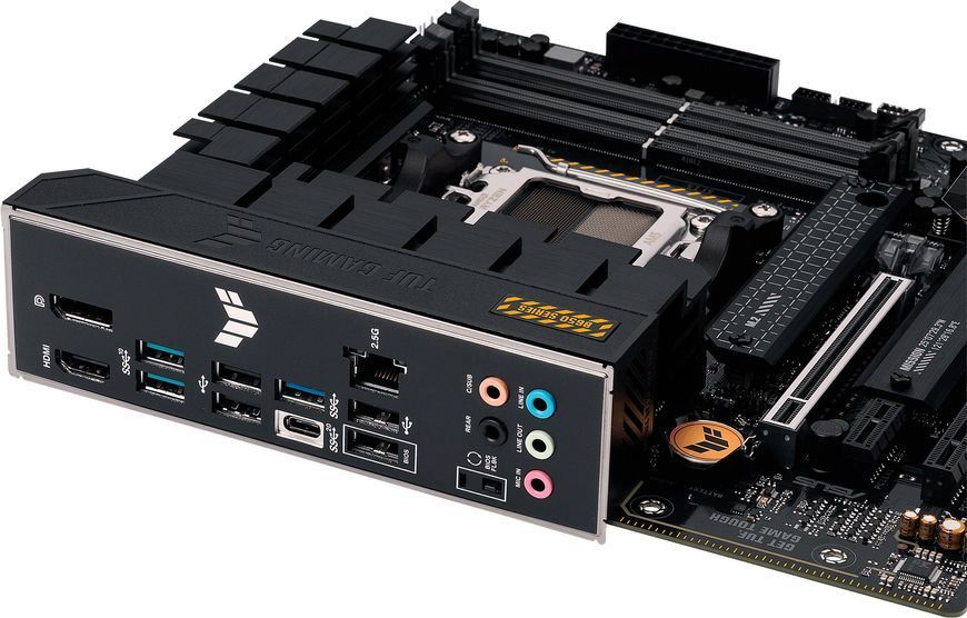 Материнcька плата ASUS TUF GAMING B650M-PLUS sAM5 B650 4xDDR5 M.2 HDMI DP mATX (90MB1BG0-M0EAY0) - купити в Україні за низькою ціною в інтернет-магазині "Rincom"