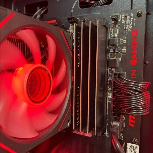 Ігровий Комп'ютер "Red Strike" Intel Core I7-7700 / RX 5700 XT / RAM 16 GB / SSD 512Gb (150_7700_5700_16_512_) - купити в Україні за низькою ціною в інтернет-магазині "Rincom"