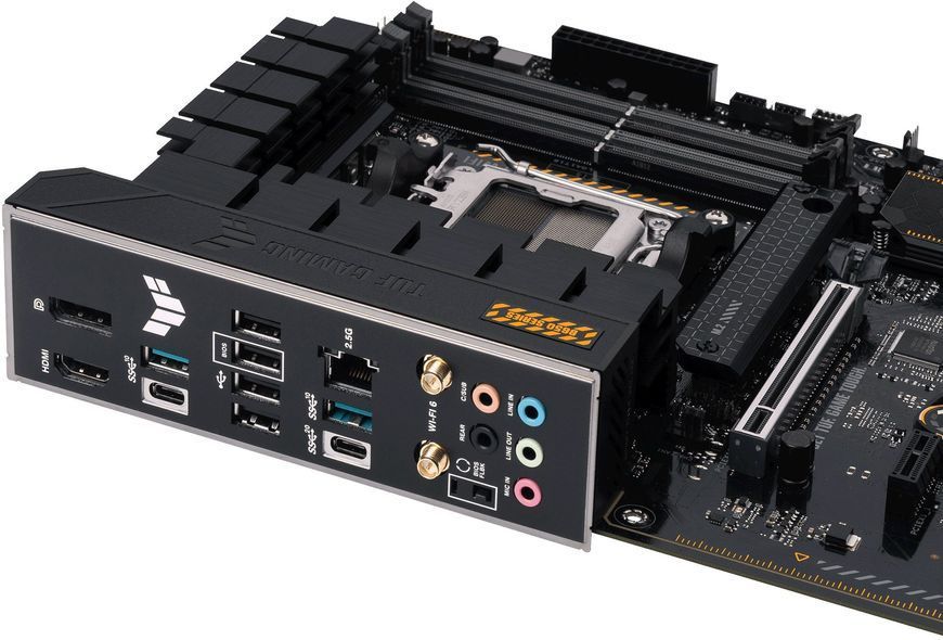Материнcька плата ASUS TUF GAMING B650-PLUS WIFI sAM5 B650 4xDDR5 M.2 USB HDMI DP WiFi BT ATX (90MB1BZ0-M0EAY0) - купити в Україні за низькою ціною в інтернет-магазині "Rincom"
